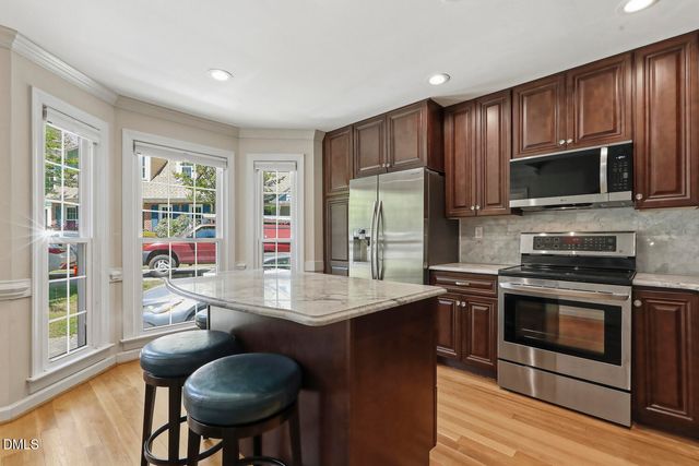 1210 Cranebridge Place, Chapel Hill, NC 27517