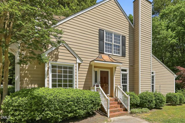 1210 Cranebridge Place, Chapel Hill, NC 27517