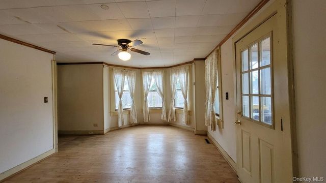 8 Wisner Trail, Warwick, NY 10990