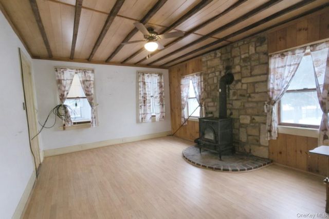 8 Wisner Trail, Warwick, NY 10990