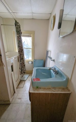 8 Wisner Trail, Warwick, NY 10990