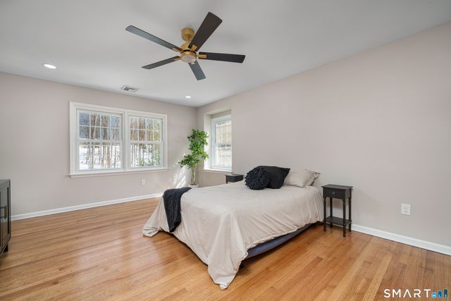 34 Lindencrest Drive, Danbury, CT 06811