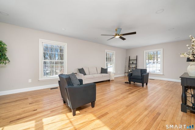 34 Lindencrest Drive, Danbury, CT 06811