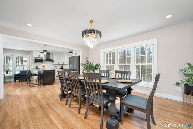 34 Lindencrest Drive, Danbury, CT 06811