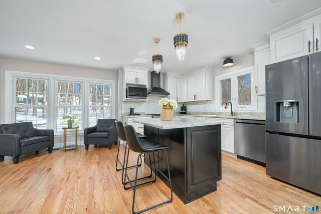 34 Lindencrest Drive, Danbury, CT 06811