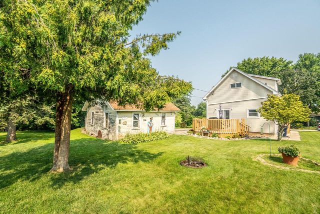 213 W Walnut STREET, Horicon, WI 53032