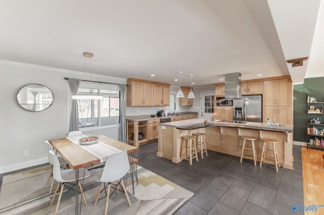 1115 Mckinley Avenue NE, Huntsville, AL 35801