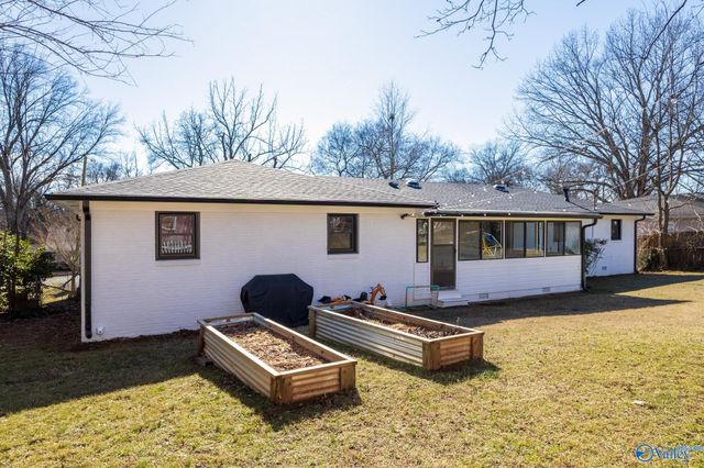 1115 Mckinley Avenue NE, Huntsville, AL 35801