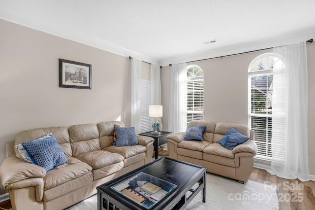 8708 Ellington Park Drive, Charlotte, NC 28277