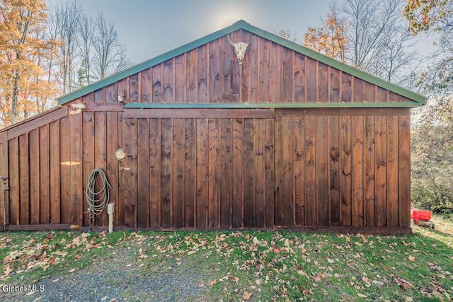 1302 County Highway 107, Perth, NY 12070