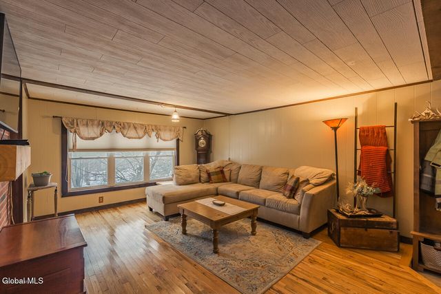 1302 County Highway 107, Perth, NY 12070