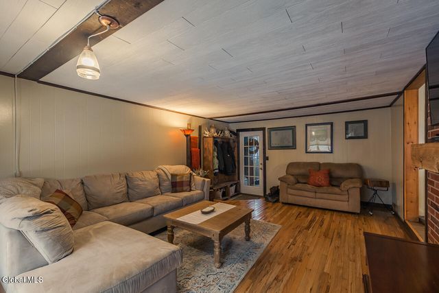 1302 County Highway 107, Perth, NY 12070