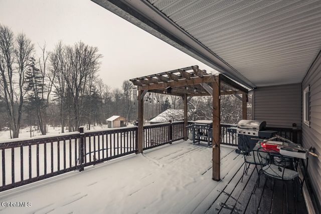 1302 County Highway 107, Perth, NY 12070