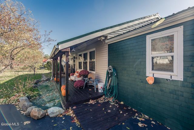 1302 County Highway 107, Perth, NY 12070