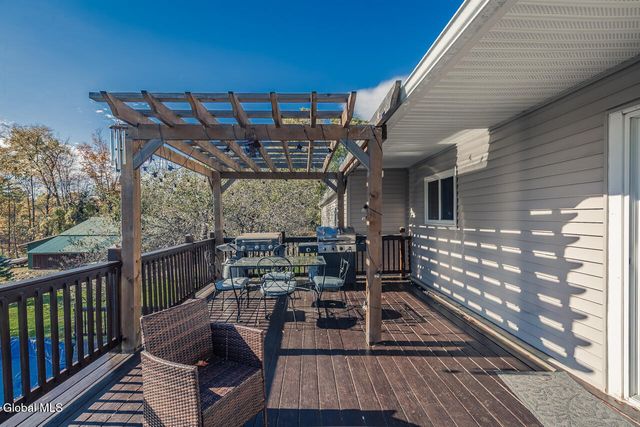 1302 County Highway 107, Perth, NY 12070