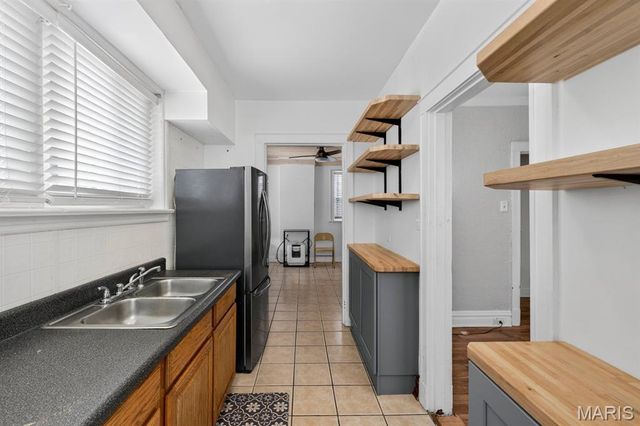 5205 S Kingshighway Boulevard, St Louis, MO 63109