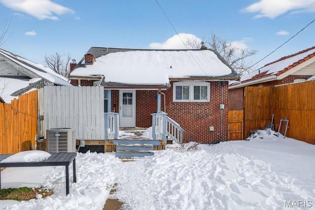 5205 S Kingshighway Boulevard, St Louis, MO 63109