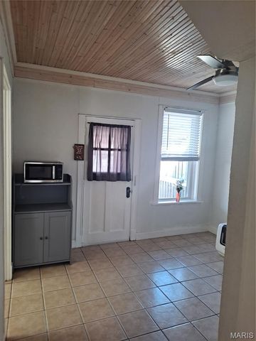 5205 S Kingshighway Boulevard, St Louis, MO 63109