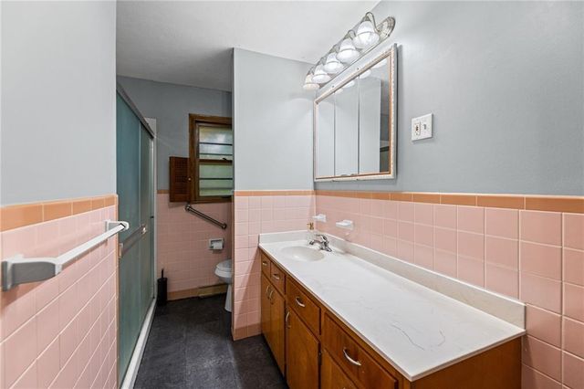 909 E Lexington Avenue, Independence, MO 64050