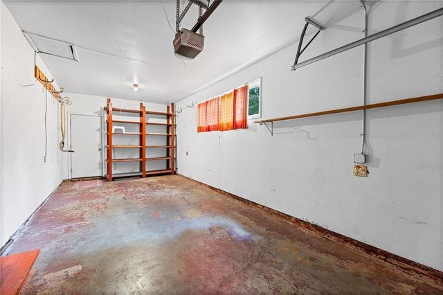 909 E Lexington Avenue, Independence, MO 64050