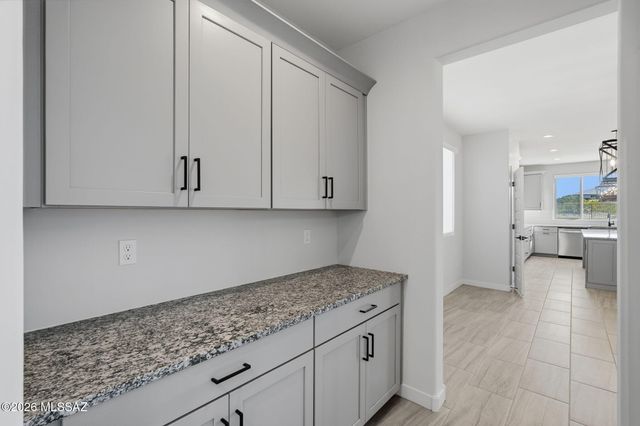 552 N Hollow Hoot Place, Sahuarita, AZ 85629