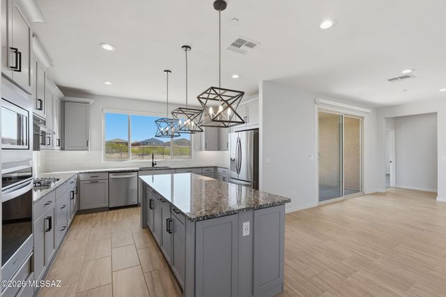 552 N Hollow Hoot Place, Sahuarita, AZ 85629