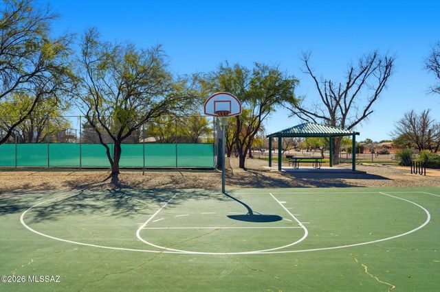 552 N Hollow Hoot Place, Sahuarita, AZ 85629