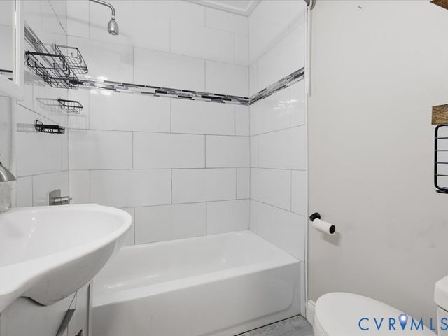 405 N 12th Ave, Hopewell, VA 23860