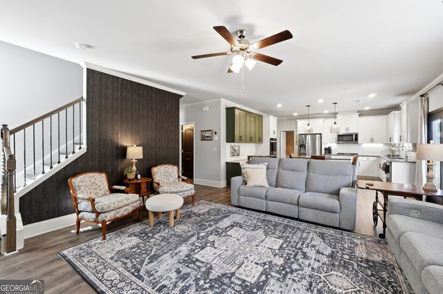 121 Treeline Trail, Canton, GA 30115