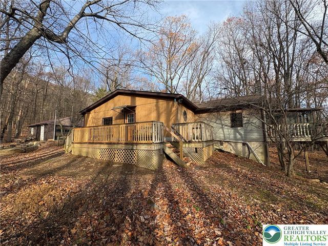 1433 Deerpath Drive, Lehigh Twp, PA 18088