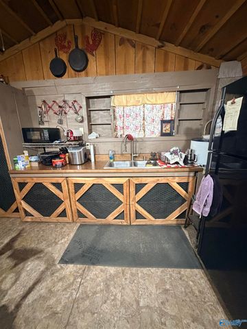 5160 Hidden Cove Lane, Cedar Bluff, AL 35959