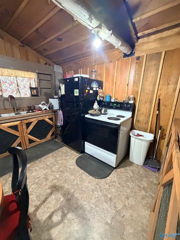 5160 Hidden Cove Lane, Cedar Bluff, AL 35959