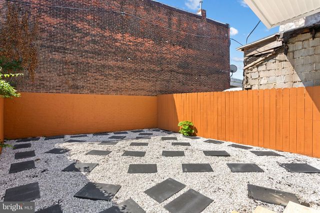 6072 W GIRARD AVE, Philadelphia, PA 19151