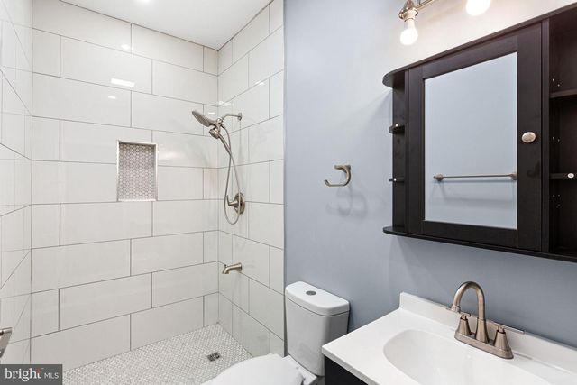 6072 W GIRARD AVE, Philadelphia, PA 19151