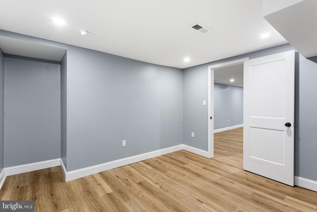 6072 W GIRARD AVE, Philadelphia, PA 19151