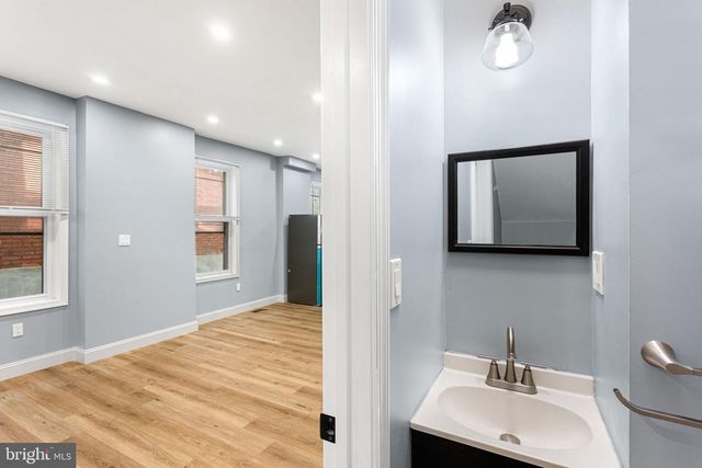 6072 W GIRARD AVE, Philadelphia, PA 19151