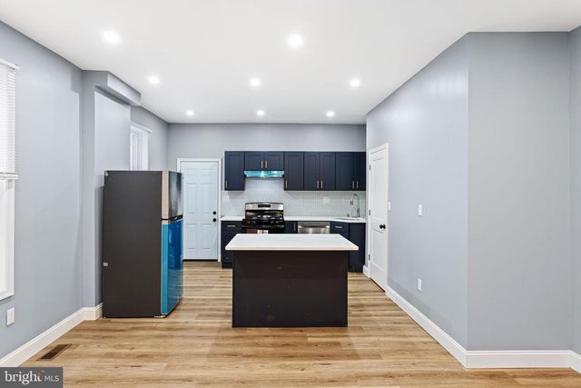 6072 W GIRARD AVE, Philadelphia, PA 19151