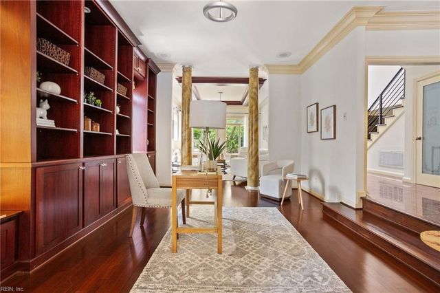 924 Enfield CHSE, Virginia Beach, VA 23452