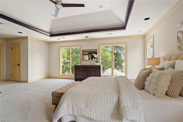 924 Enfield CHSE, Virginia Beach, VA 23452