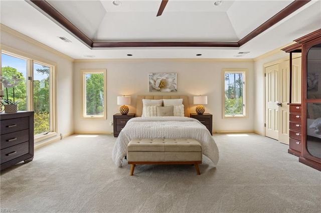 924 Enfield CHSE, Virginia Beach, VA 23452