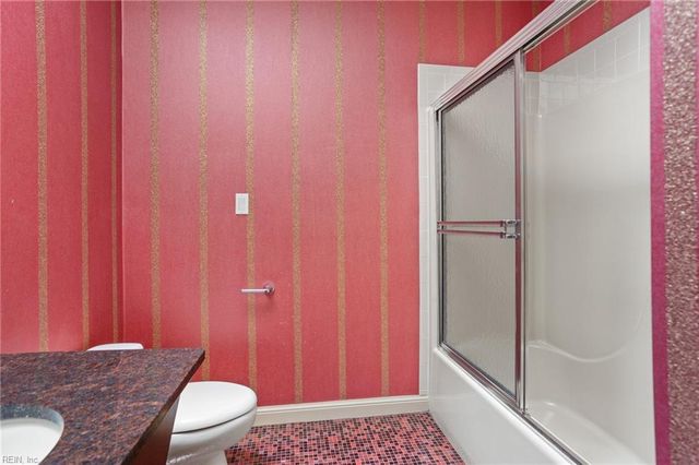 924 Enfield CHSE, Virginia Beach, VA 23452