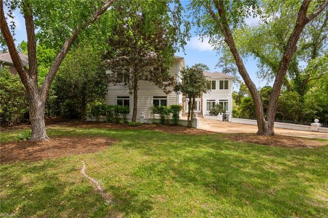 924 Enfield CHSE, Virginia Beach, VA 23452