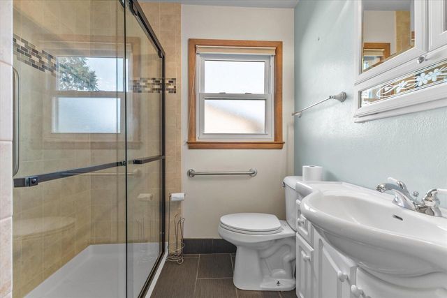 4107 Graceland BOULEVARD, Racine, WI 53405