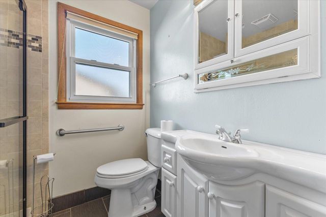 4107 Graceland BOULEVARD, Racine, WI 53405
