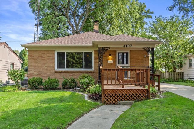 4107 Graceland BOULEVARD, Racine, WI 53405