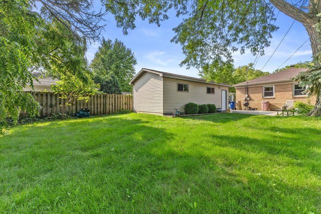 4107 Graceland BOULEVARD, Racine, WI 53405