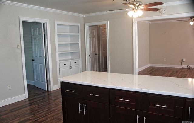 317 Oak St, Denham Springs, LA 70726