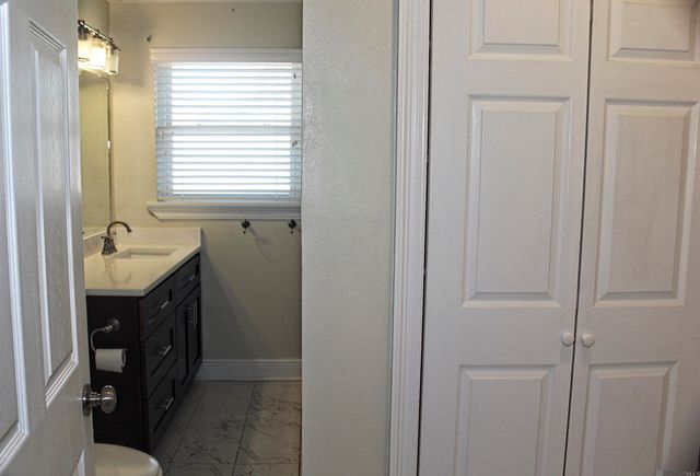 317 Oak St, Denham Springs, LA 70726