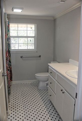 317 Oak St, Denham Springs, LA 70726