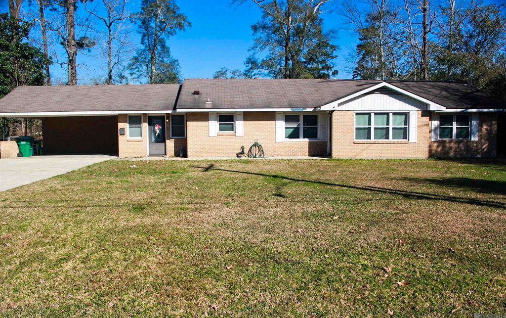 317 Oak St, Denham Springs, LA 70726